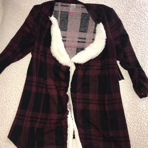 No Boundaries Plaid burgundy in color big stripe